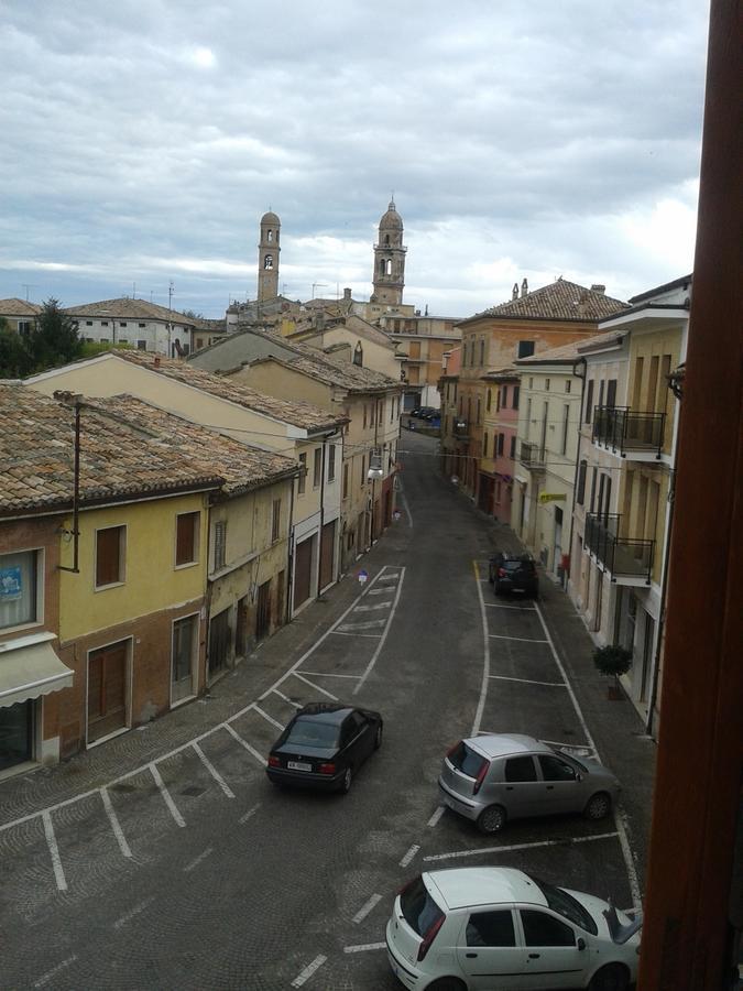 فندق Il Castagno Orciano di Pesaro المظهر الخارجي الصورة